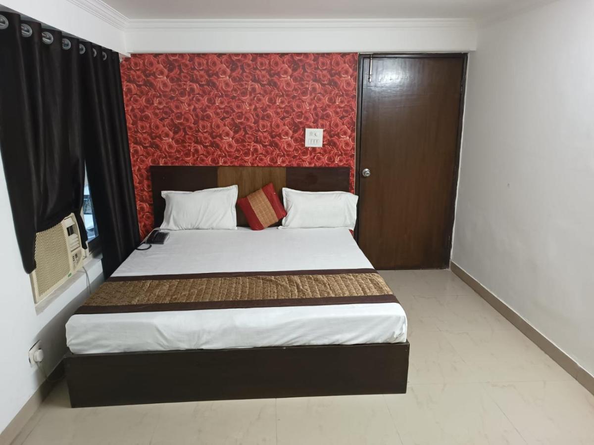 Hotel Airport Aditya Inn New Delhi Eksteriør billede