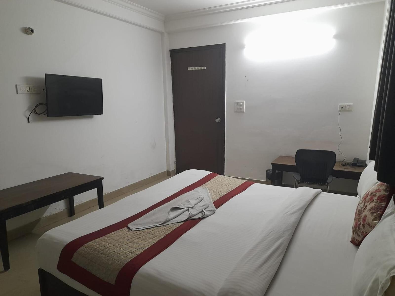 Hotel Airport Aditya Inn New Delhi Eksteriør billede